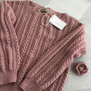 100% Alpaca Knit